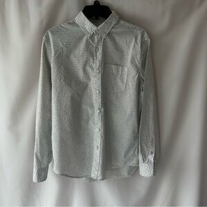 American Eagle Men's White and Navy Patterned Shirt